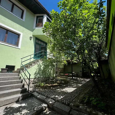 Privat bolig Mona